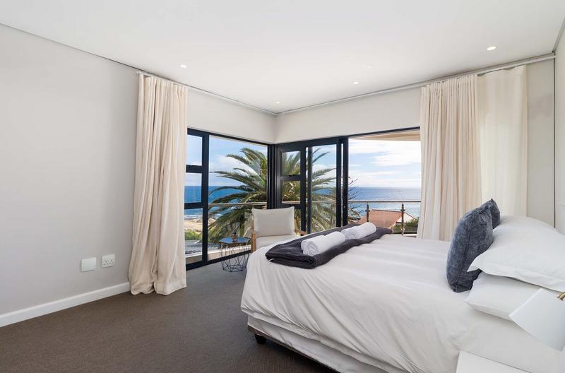 7 Bedroom Property for Sale in Llandudno Western Cape